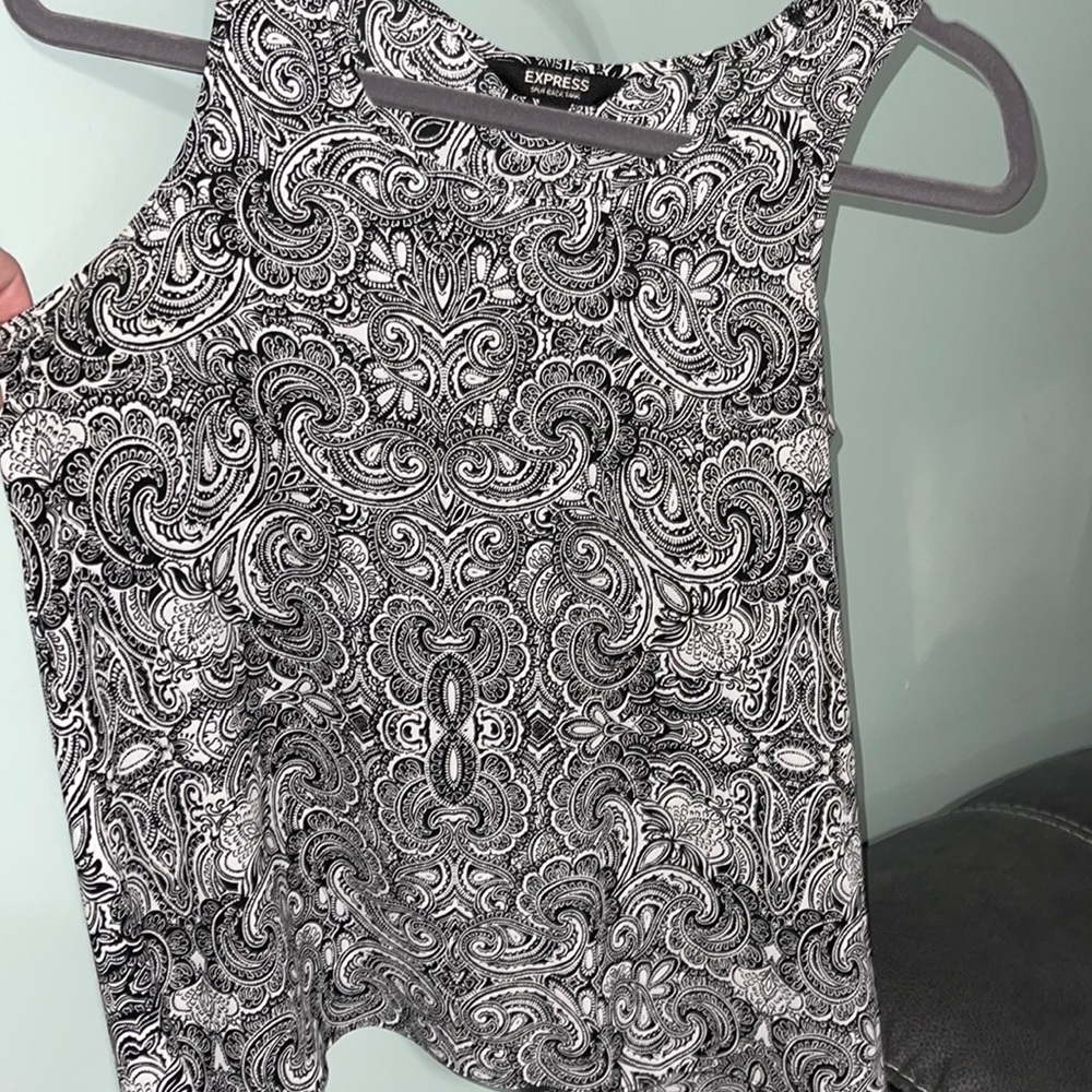 Express split back top